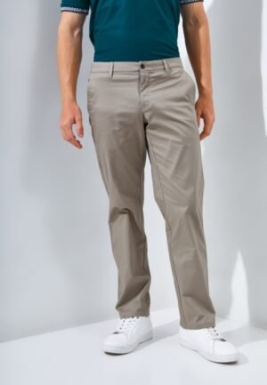 Jack Nicklaus Morales Celana Panjang Pria Regular Fit Camel
